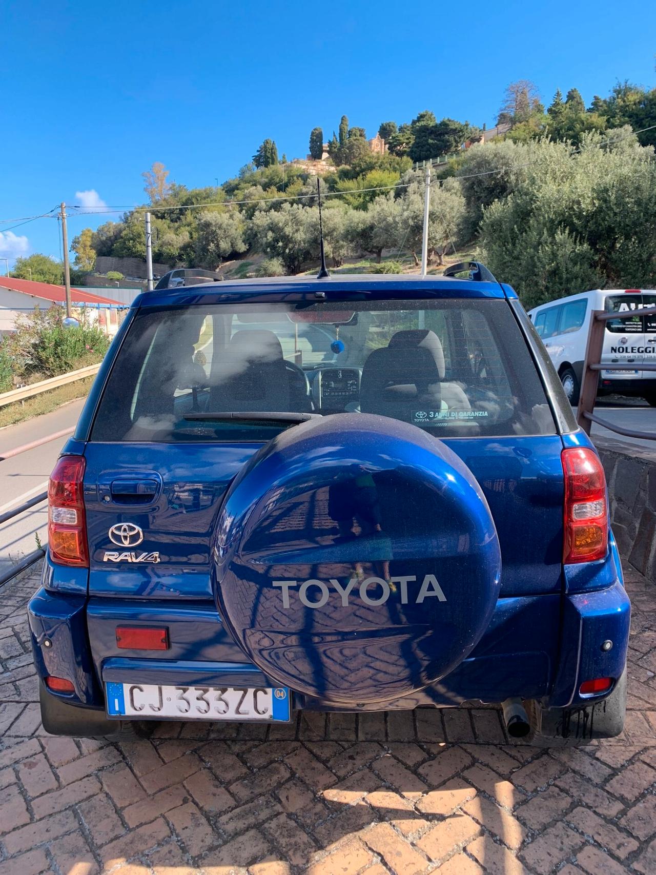 Toyota RAV 4 RAV4 2.0 Tdi D-4D cat 3 porte Sol