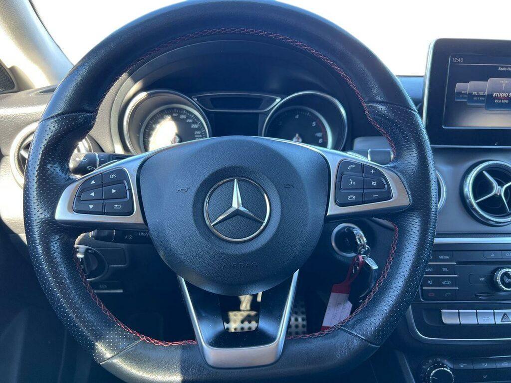 Mercedes CLA Shooting Brake 200 D Sport 4Matic 7G-DCT