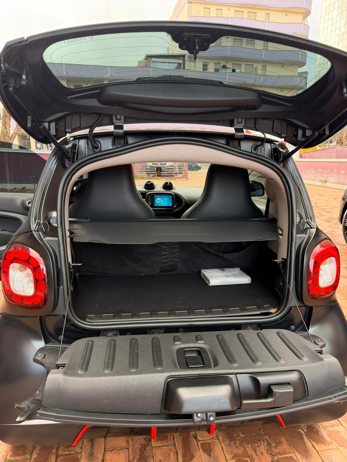 Smart ForTwo 1.0 PureBlack BRABUS Style