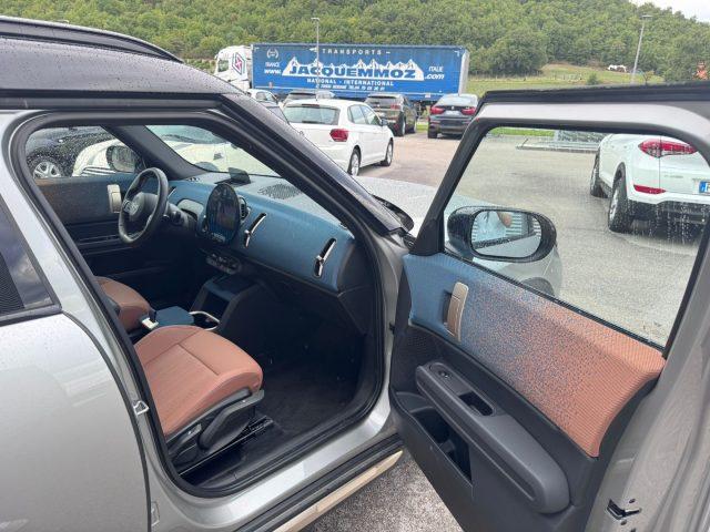 MINI Countryman D Favoured Countryman MY25 M pack TETTO PANORAMICO