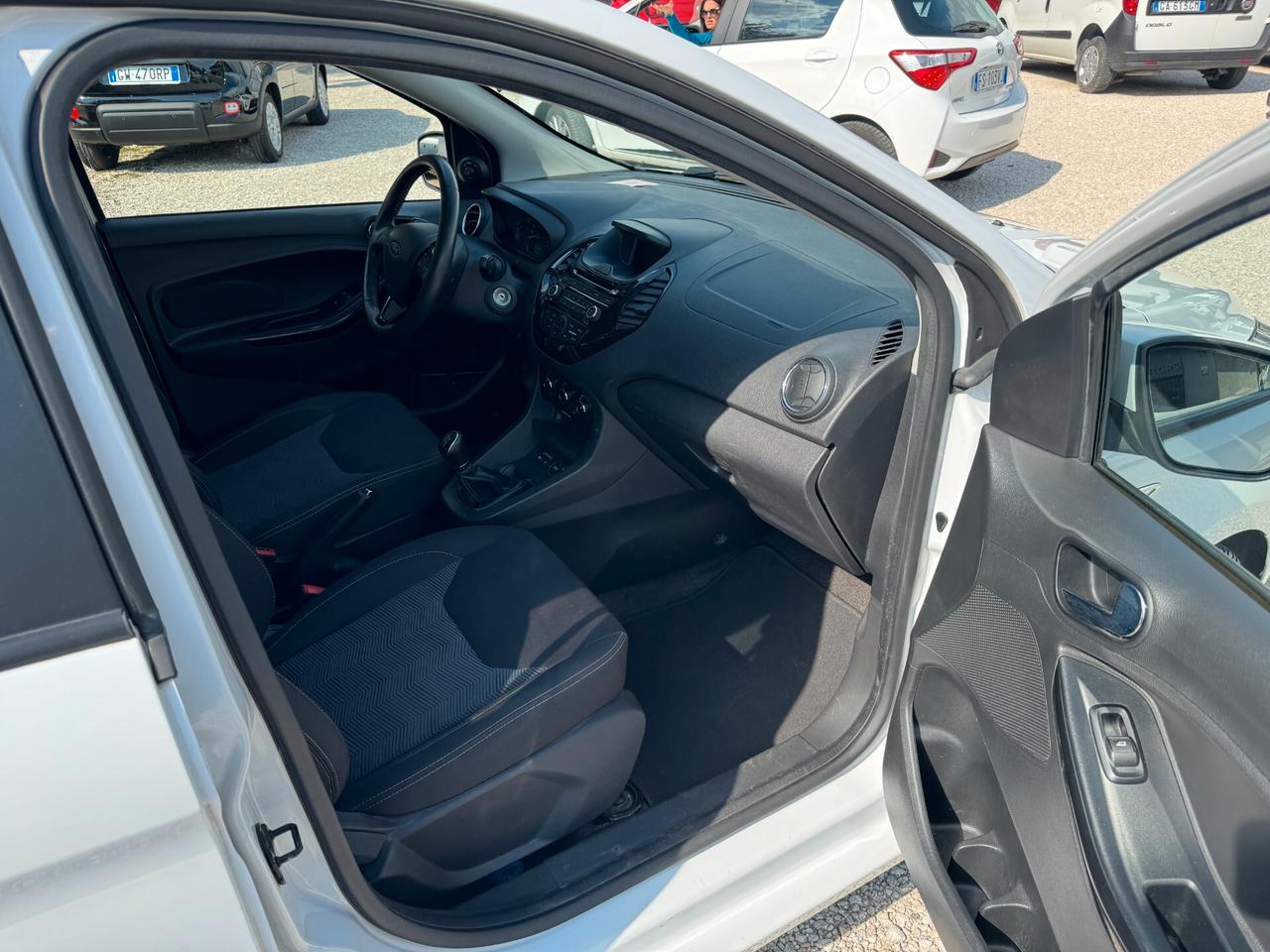Ford Ka 1.2 Ti-VCT 85CV Ultimate