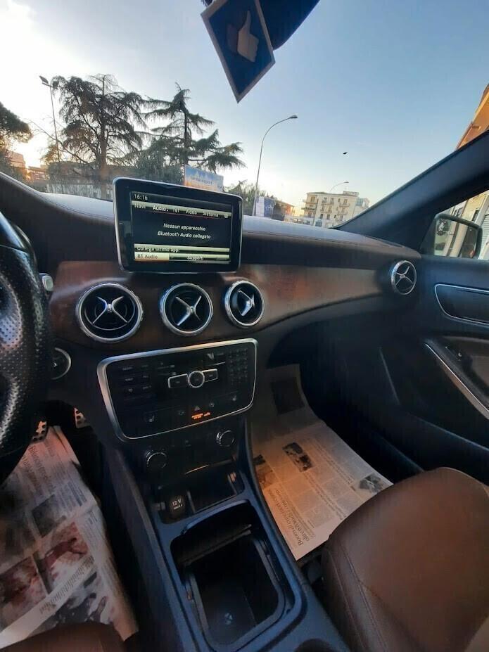 Mercedes-benz GLA 200 GLA 200 CDI Automatic Premium