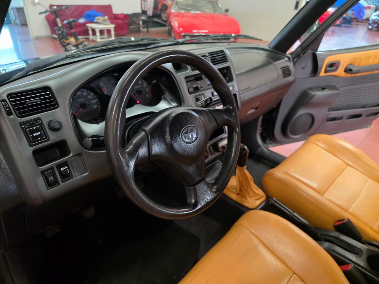 Toyota RAV 4 2.0i 16V cat 3 porte