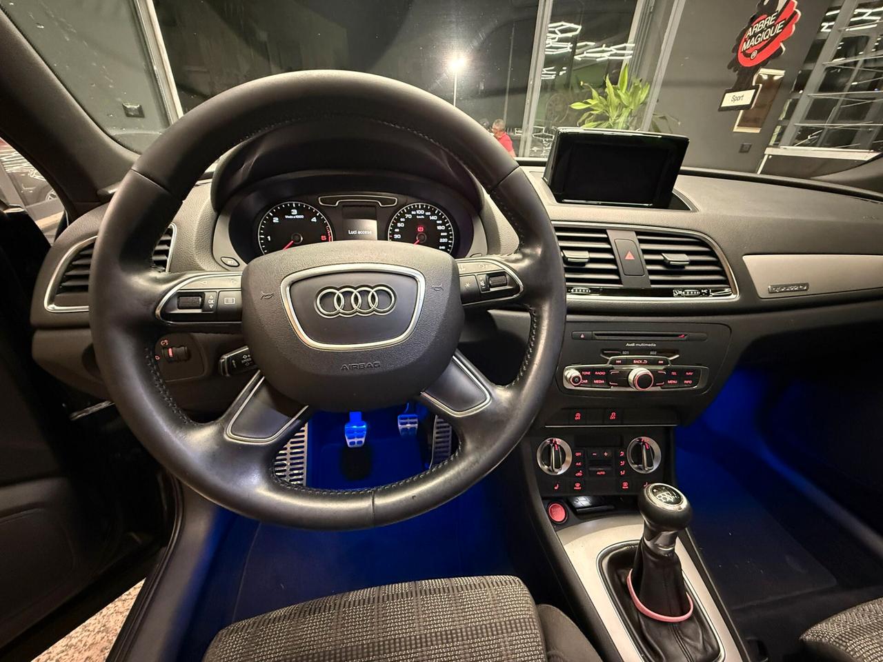Audi Q3 2.0 TDI 177 CV quattro CON TETTO