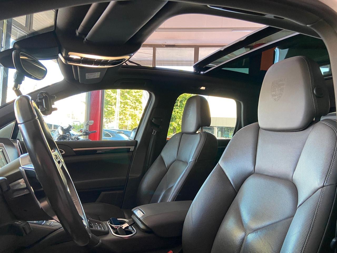 Porsche Cayenne 250CV 3.0 Diesel