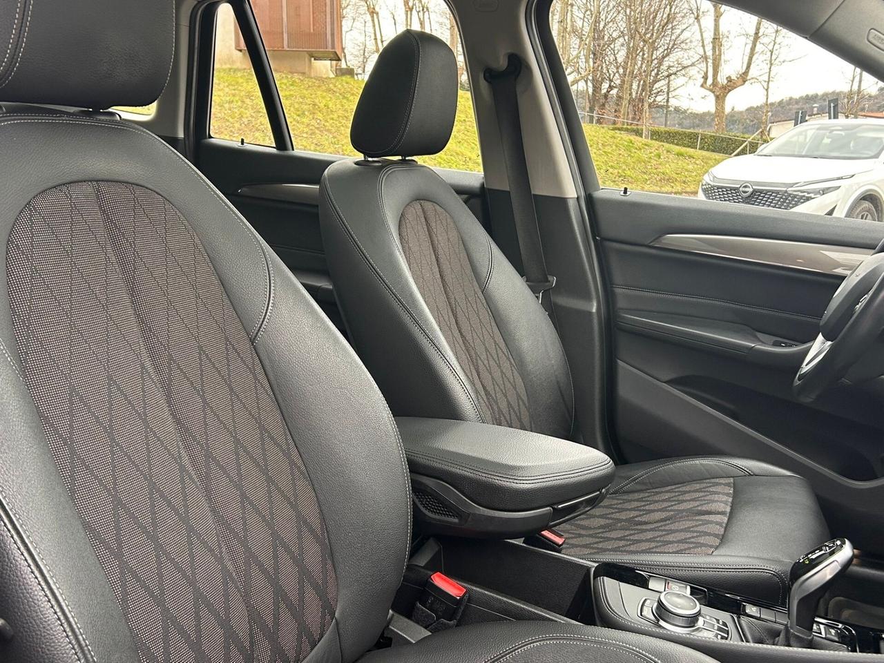 Bmw X1 2.0 Diesel xDrive 190CV Auto | Tetto Panoramico Euro 6