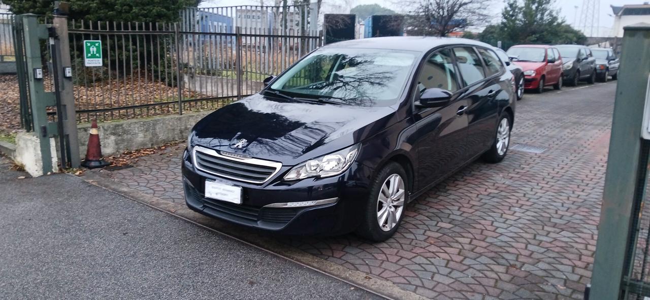 Peugeot 308 1.6 e-HDi 115 CV s.w neopatentati
