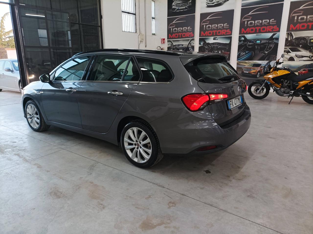 Fiat Tipo 1.6 Mjt CV120 S&S SW Easy Business 06/2017