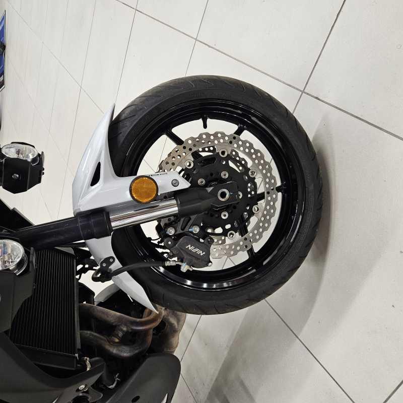 Kawasaki Versys 650 Grand Tourer - 2021