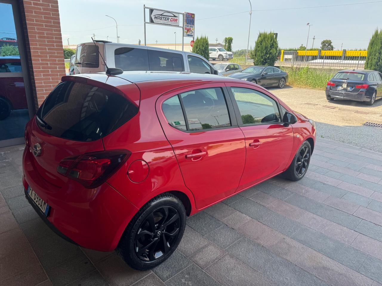 Opel Corsa 1.4 90CV GPL Neopatentati