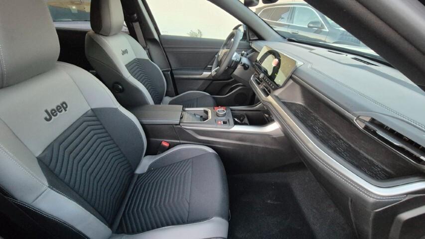 Jeep Compass 1.2 Turbo 48V Hybrid First Edition - kmo 2026