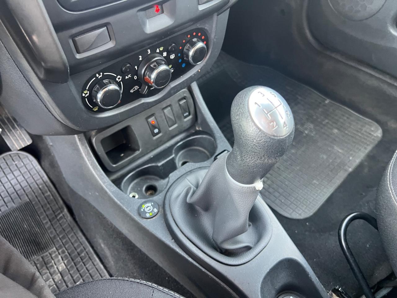 Dacia Duster 1.6 GPL Lauréate PERMUTE RATE GARANZIA