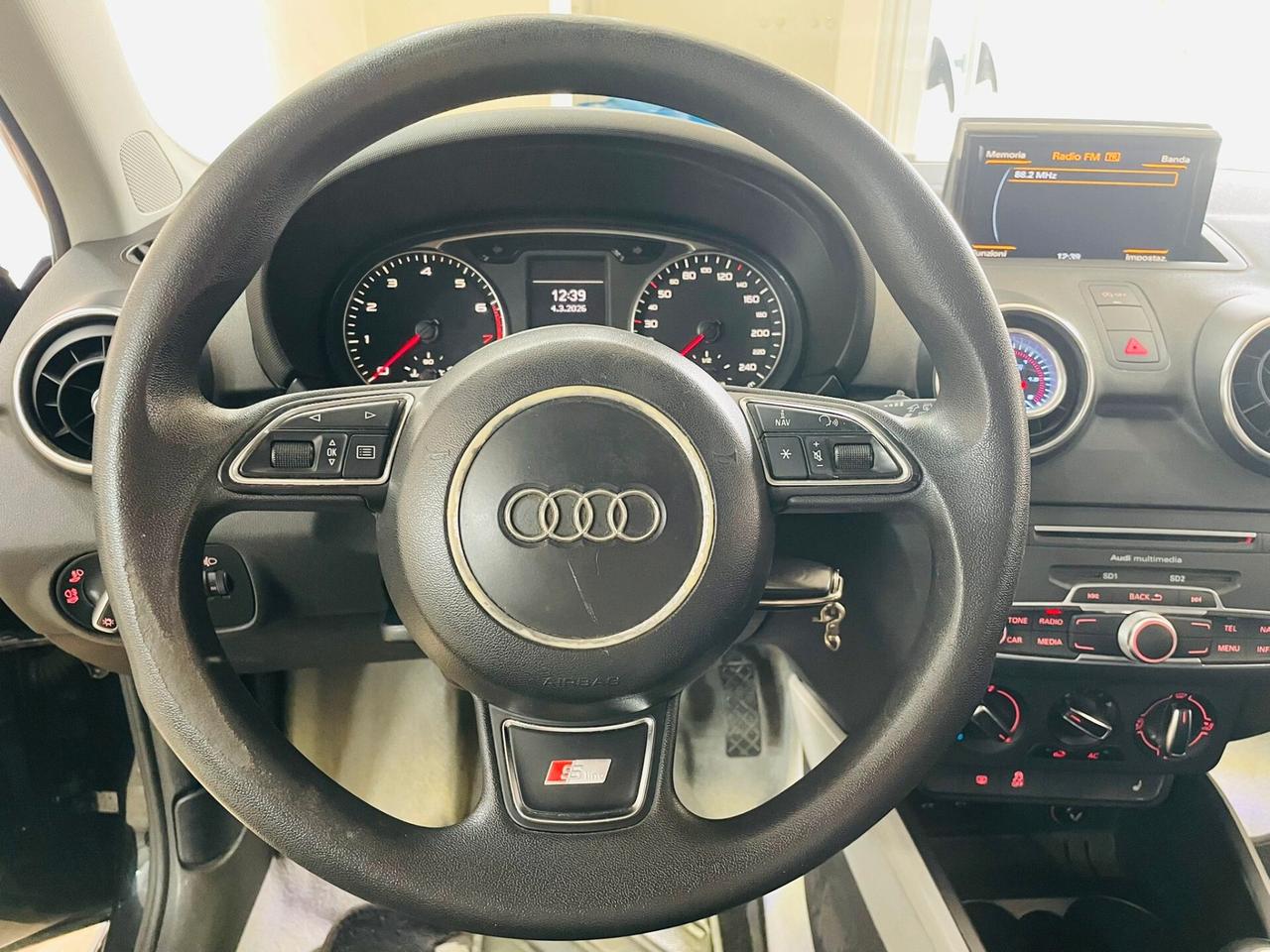 Audi A1 1.2 TFSI S-Line Ambition