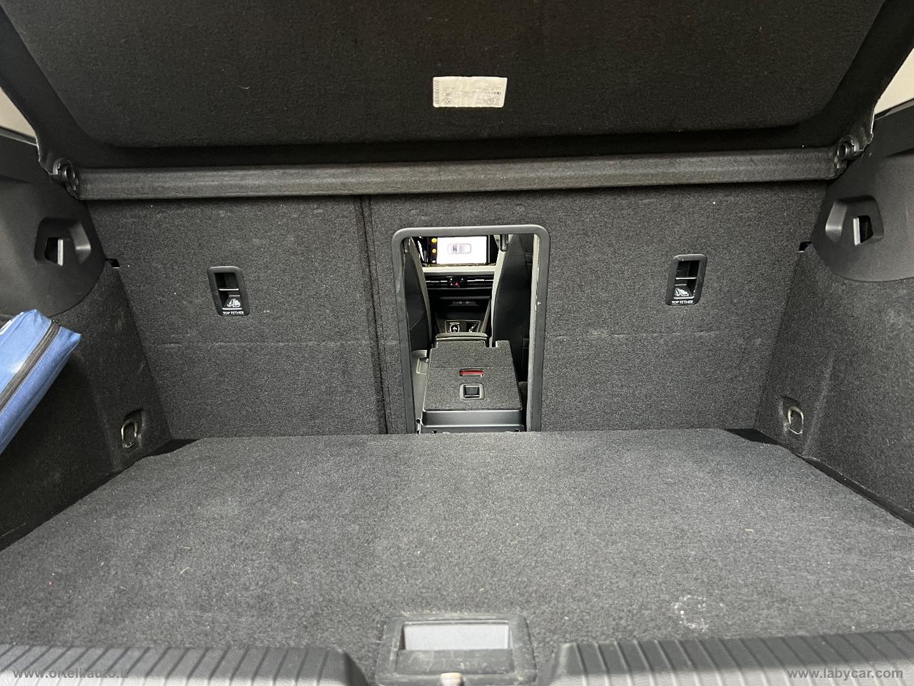 VOLKSWAGEN Golf 2.0 TDI DSG SCR Life IVA DEDUCIBILE