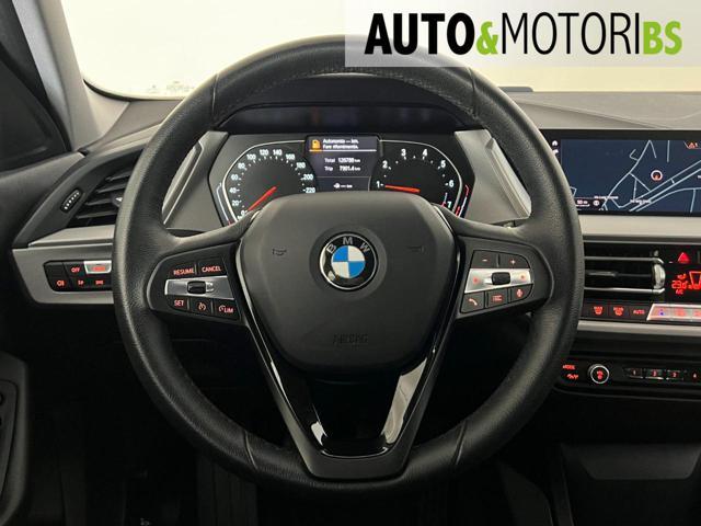 BMW 118 i 5p. Advantage *BOOKSERVICE*