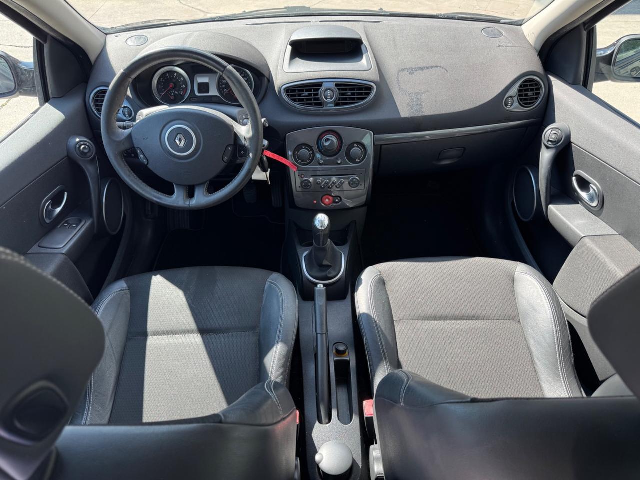 Renault Clio 1.2 -5 porte- Neopatentati