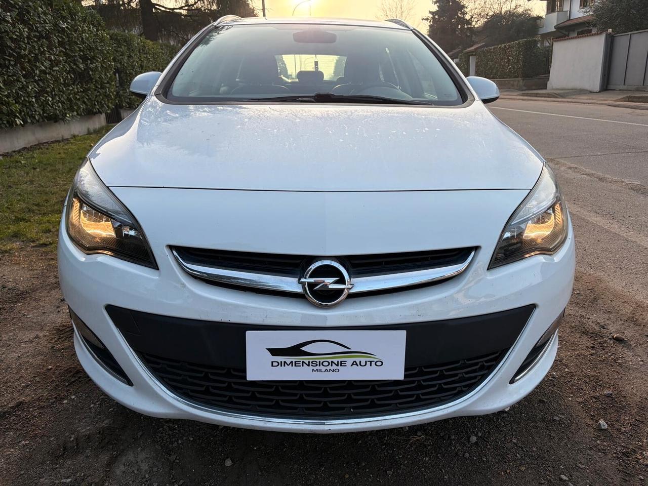 Opel Astra 1.4 Turbo 140CV 5 porte Cosmo