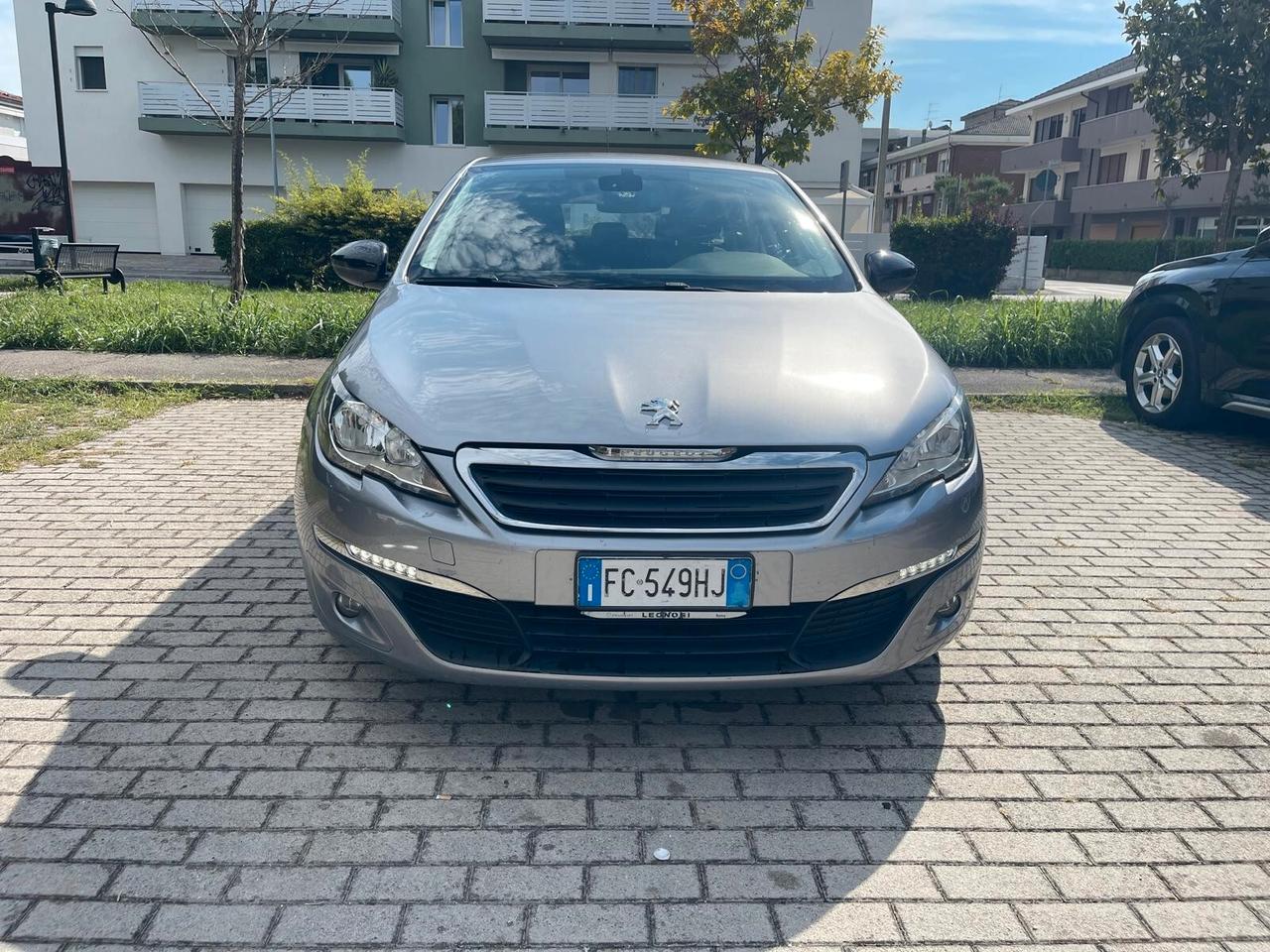 Peugeot 308 BlueHDi 120 S&S SW Business