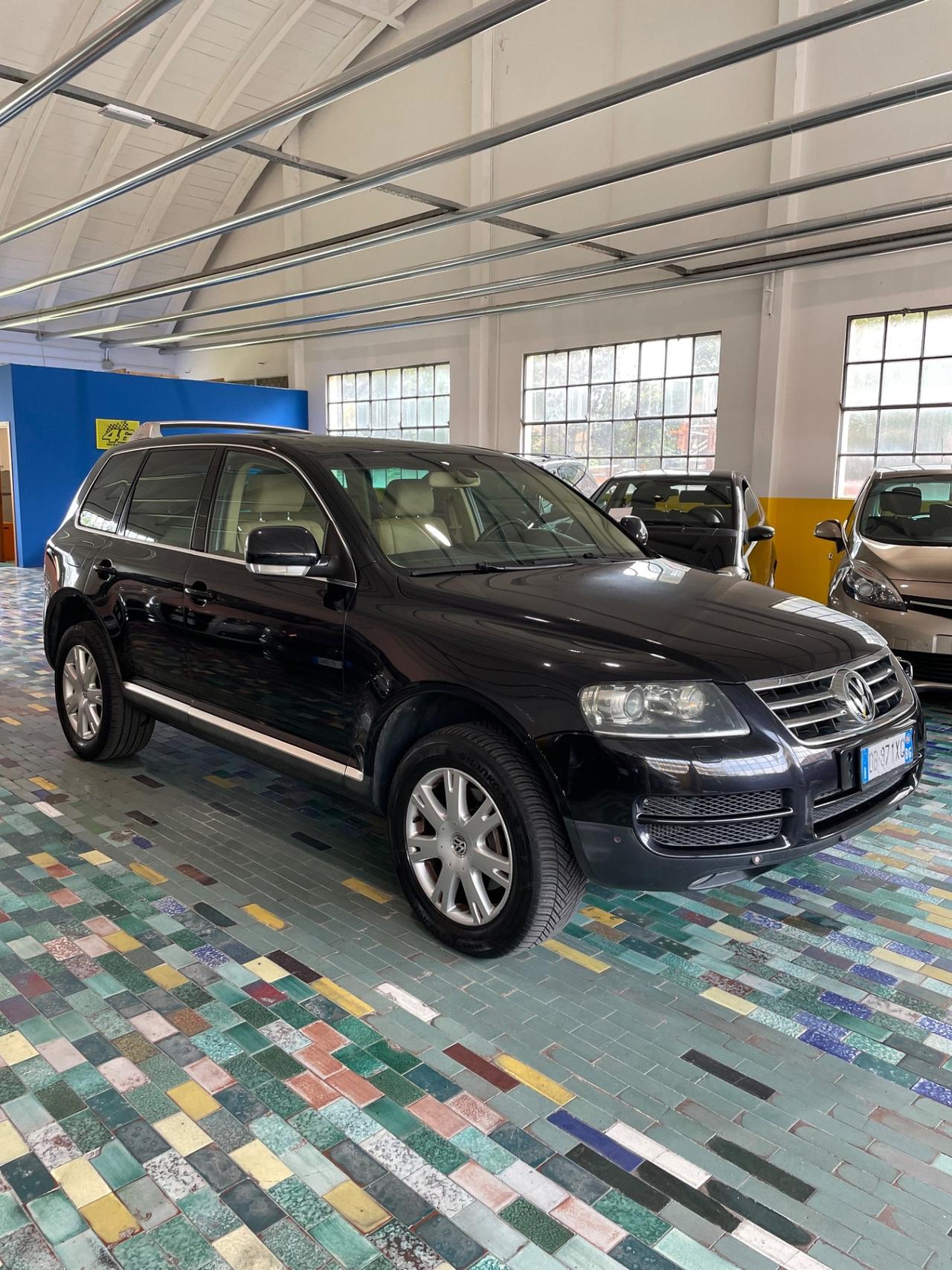 Volkswagen Touareg 3.0 V6 TDI TAGLIANDI CERTIFICATI