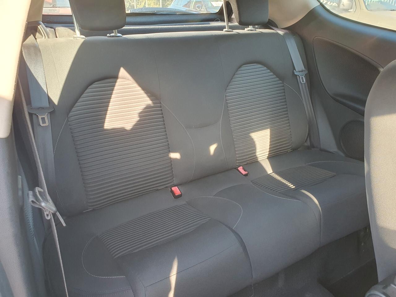 Alfa Romeo MiTo 1.3 JTDm-2 95 CV neopatentati 2012
