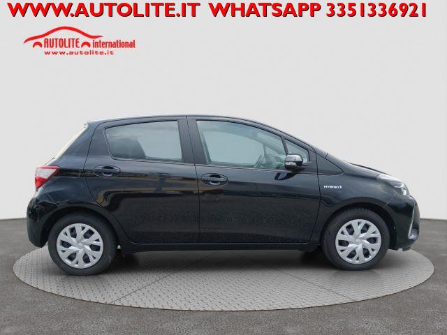 TOYOTA Yaris 1.5 Hybrid 5 porte Business