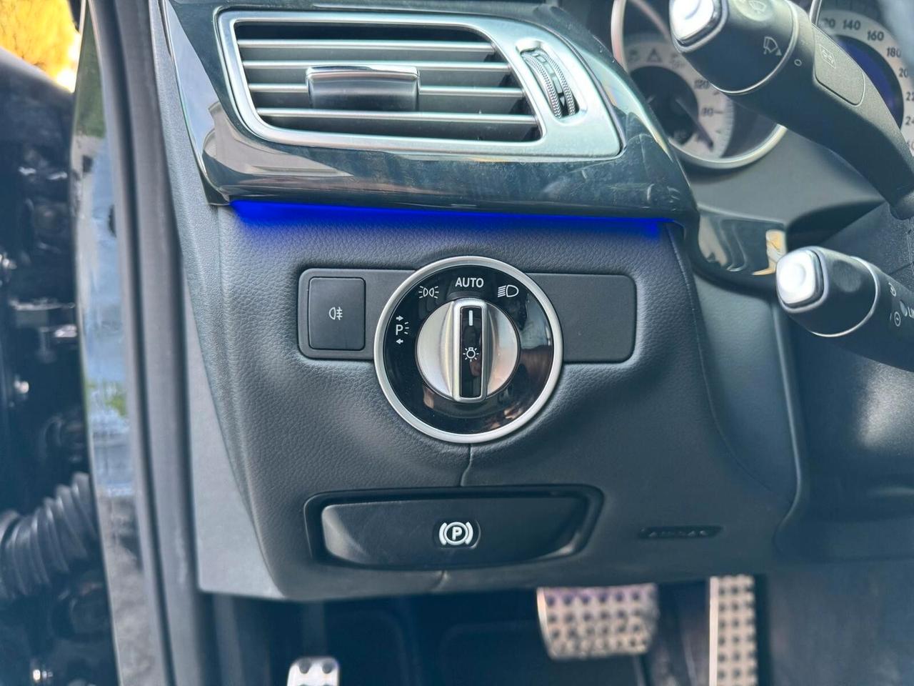 MERCEDES CLS 250 D 4MATIC PREMIUM