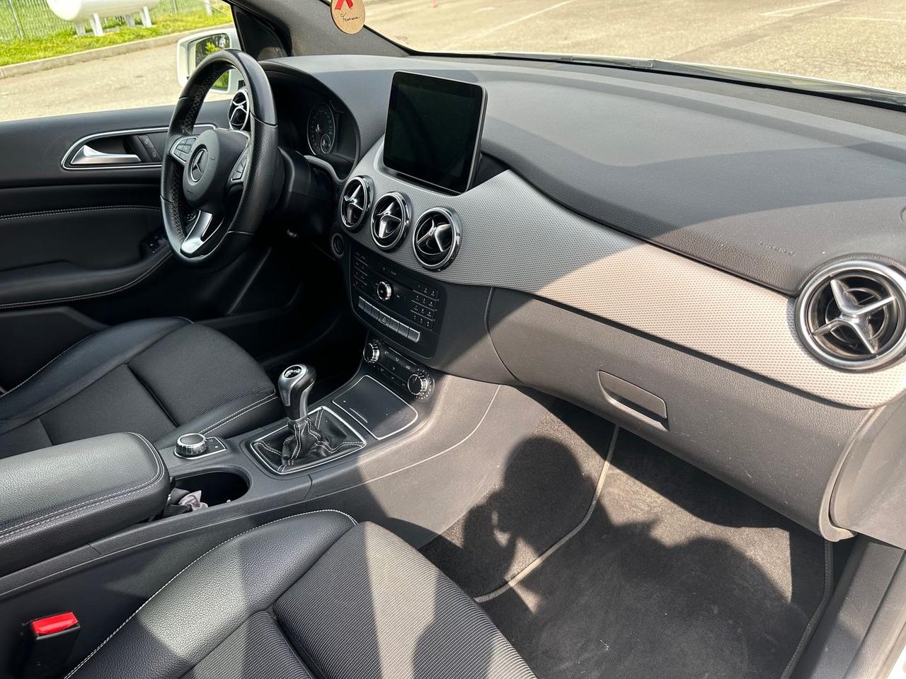 Mercedes-Benz B 180 Sport B 180 D #10480