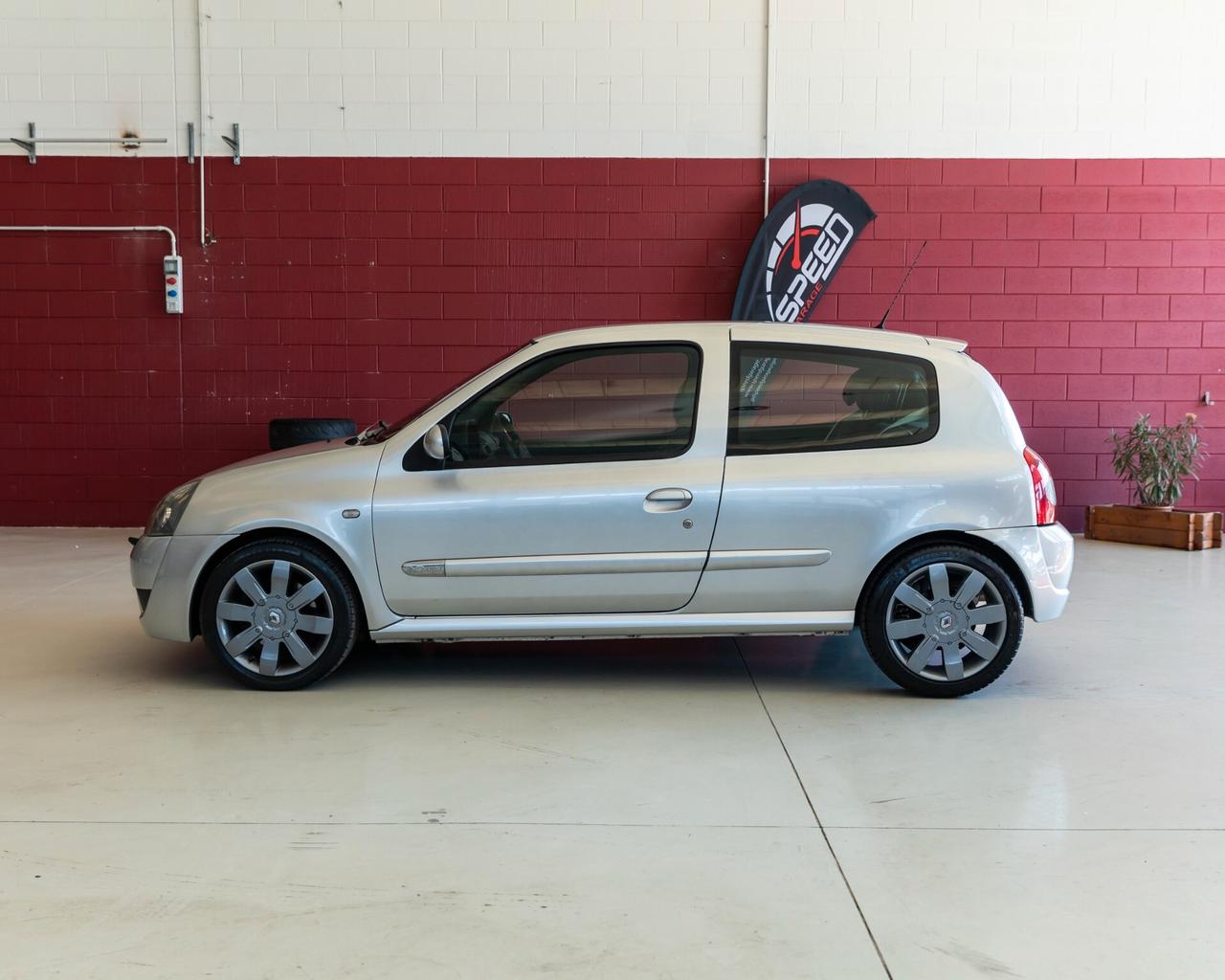 Renault Clio RS 182 CV – Originale, Youngtimer