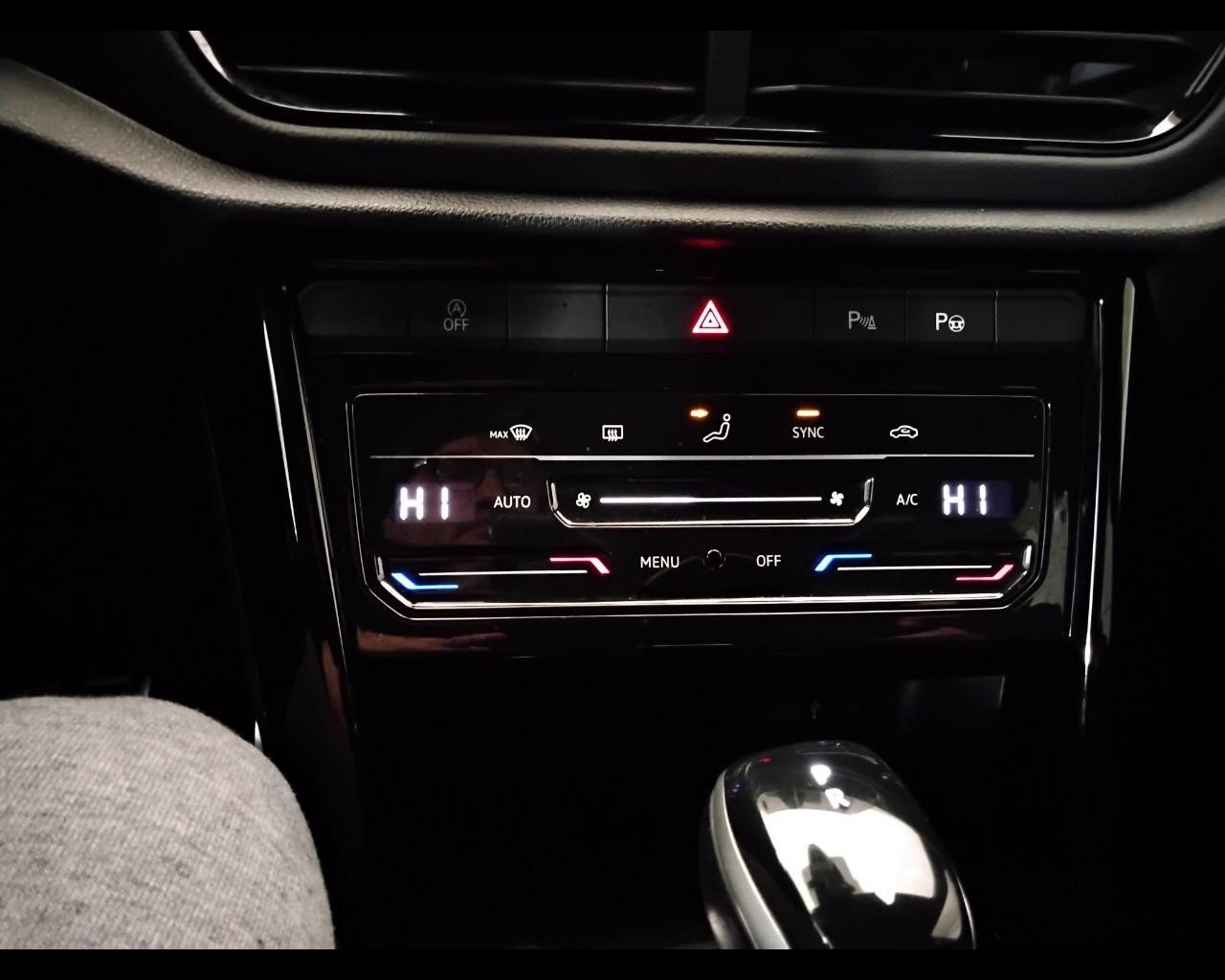 VOLKSWAGEN T-Roc I 2022 - T-Roc 1.5 tsi R-Line dsg