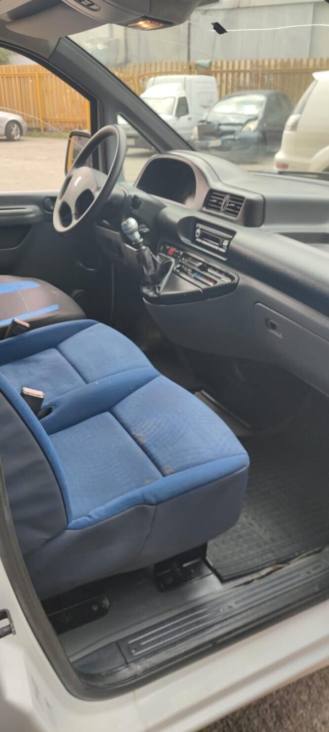 Peugeot Expert 2000 HDI