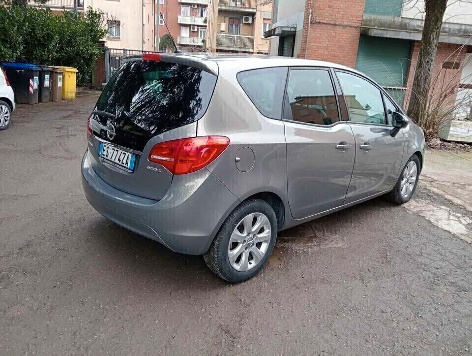 Opel Meriva 1.3 CDTI 95CV ecoFLEX Cosmo