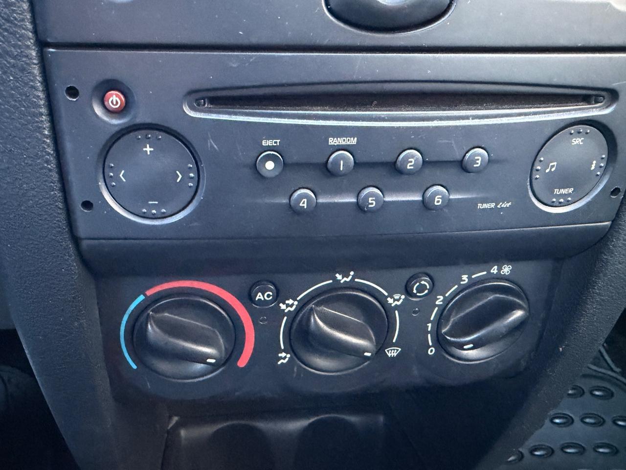 Renault Clio 1.2 cat 5 porte ok neopatentati