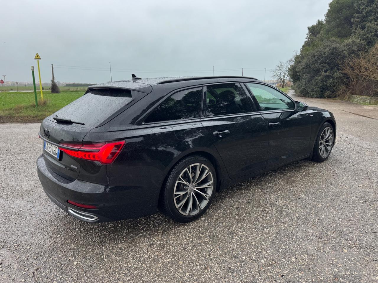 Audi A6 Avant 40 2.0 TDI quattro ultra S tronic Business Plus