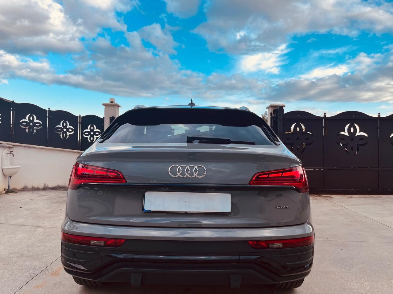 Audi Q5 SPORTBACK 40 TDI 204 CV S-LINE BLACK LINE QUATTRO