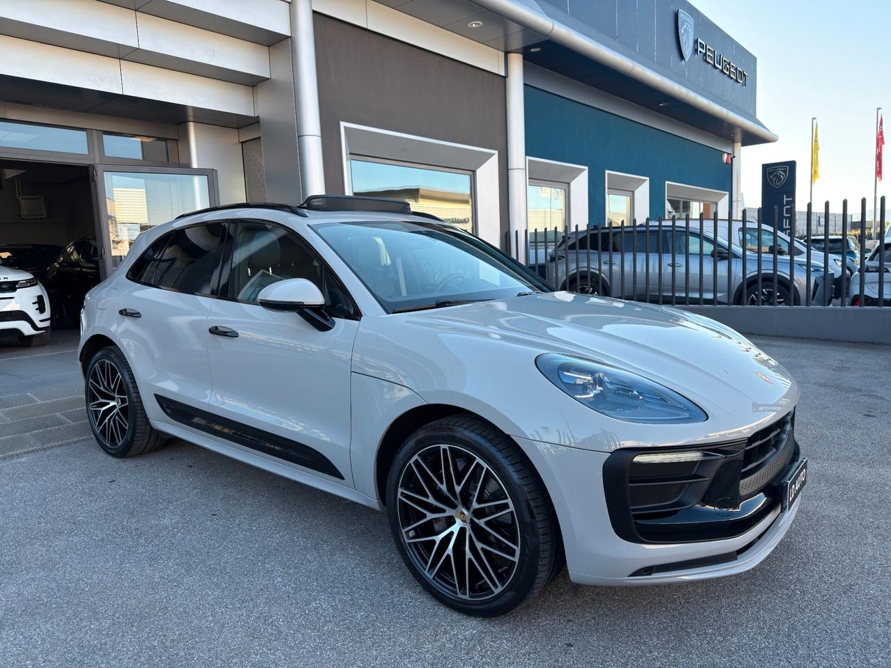 Porsche Macan 2.0 T TETTO APRIBILE