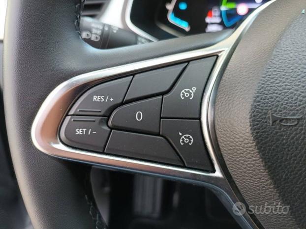 Renault Captur 1.6 E-Tech hybrid Intens 145cv auto