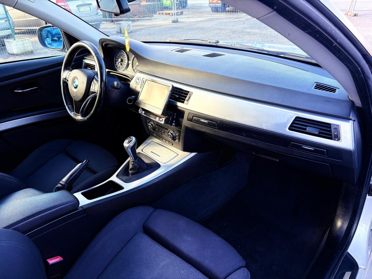 Bmw 320 320d xDrive cat Coupé Attiva