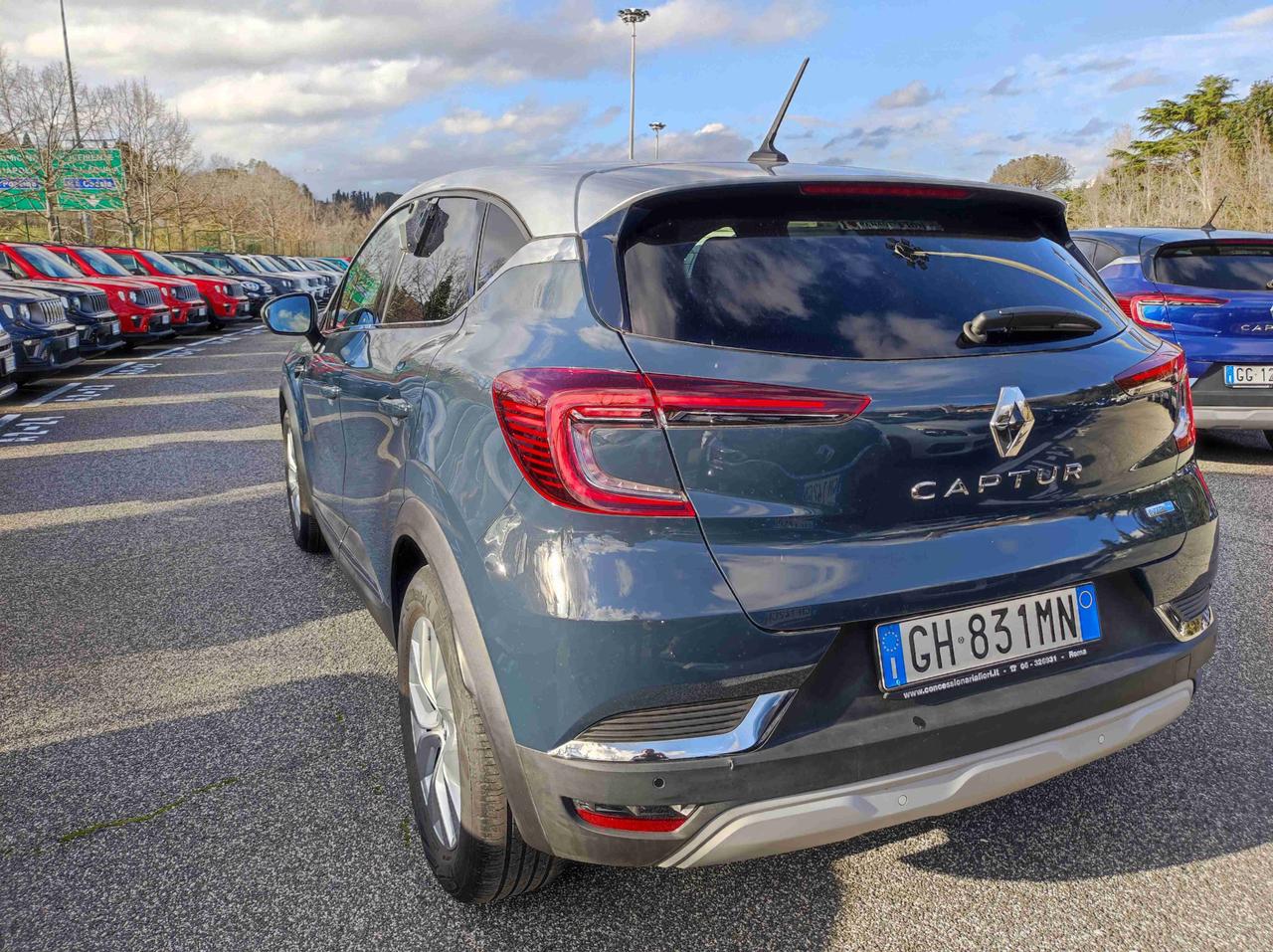 RENAULT Captur II 2019 - Captur 1.6 E-Tech hybrid Intens 145cv auto