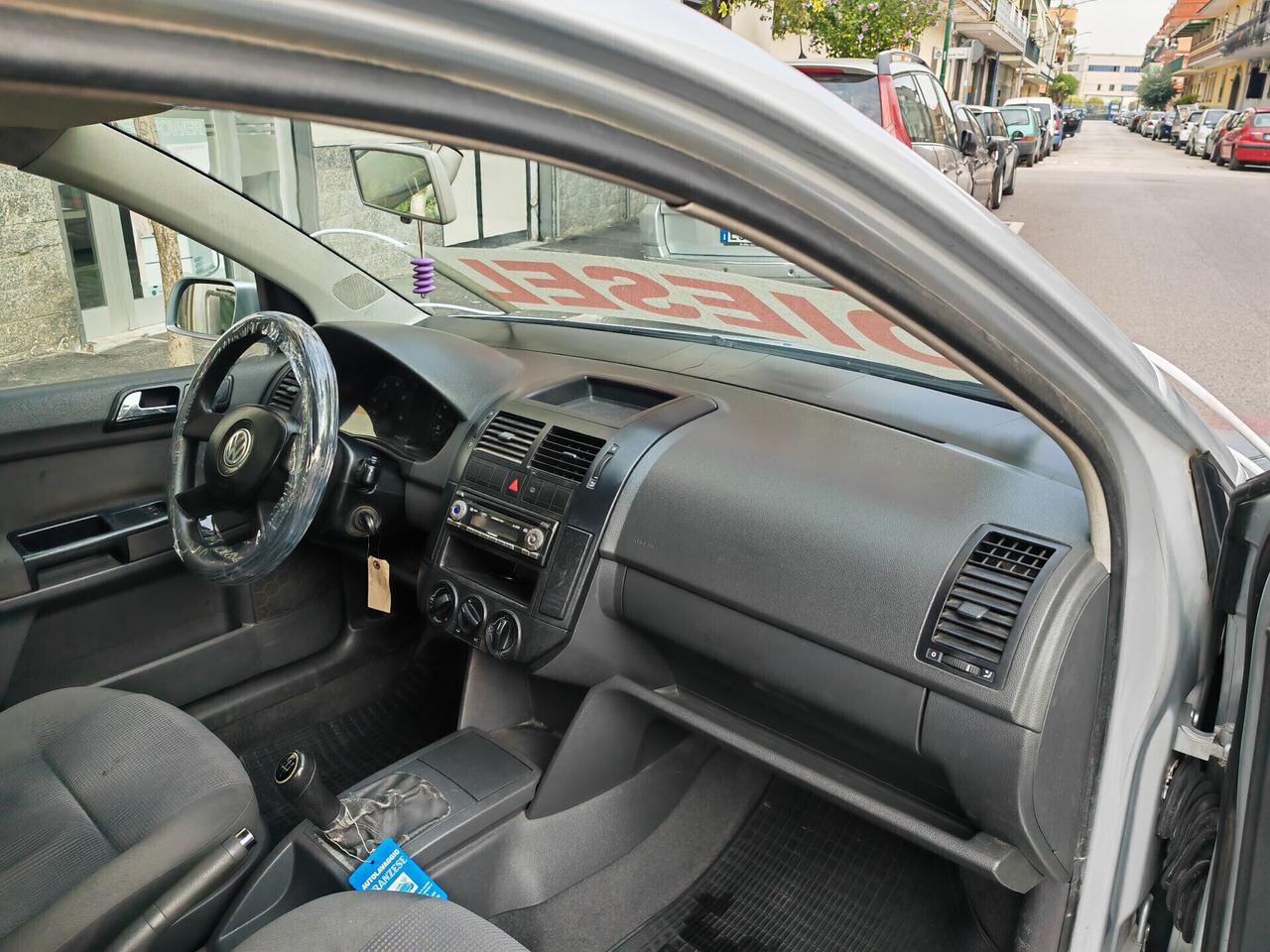 VOLKSWAGEN POLO 1.4 TDI CV75 KW55 TRENDLINE
