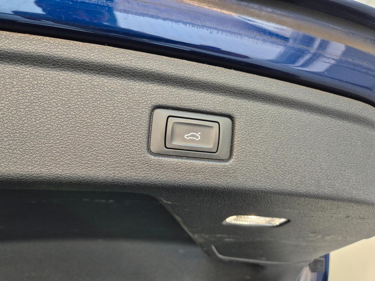 Audi A5 SPB 40 g-tron S tronic line edition