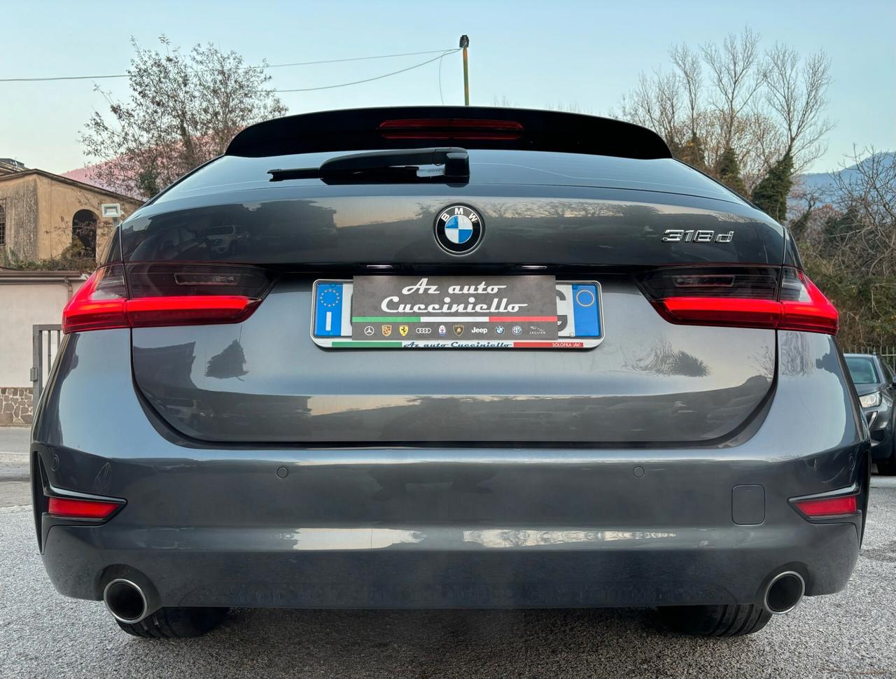 Bmw 318d 48V Touring Sport FULL- LED