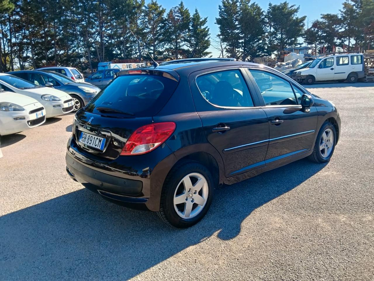 Peugeot 207 1.4 HDi 70CV 5p. Energie