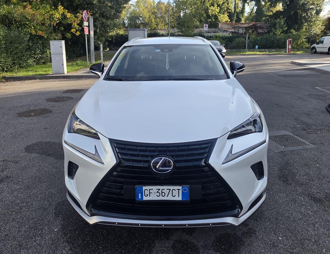 Lexus NX 300h Hybrid 4WD Premium