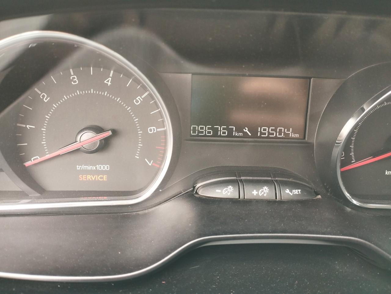 Peugeot 208 1.2 VTi 82 CV 5 porte Allure