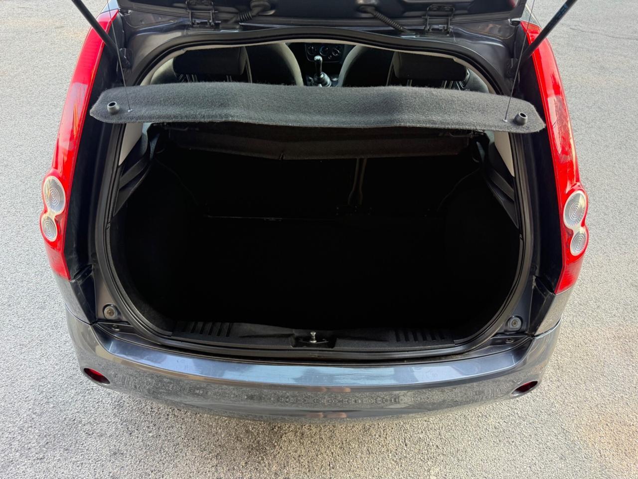 Ford Fiesta 1.2 Benzina 75 Cv - Neopatentati
