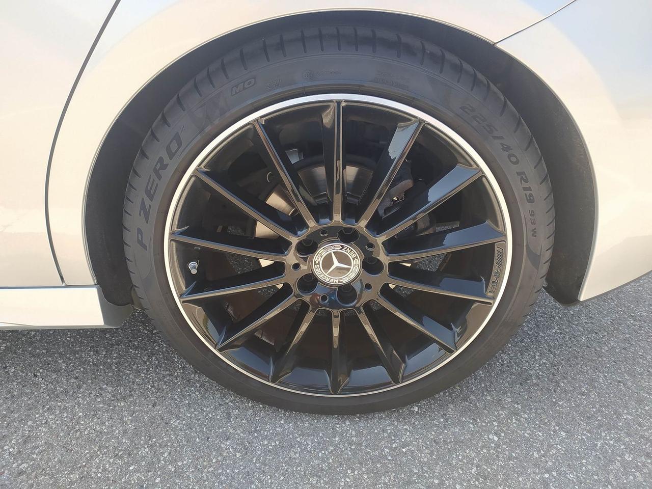 Mercedes-Benz A 200 Premium A 200 D #11611