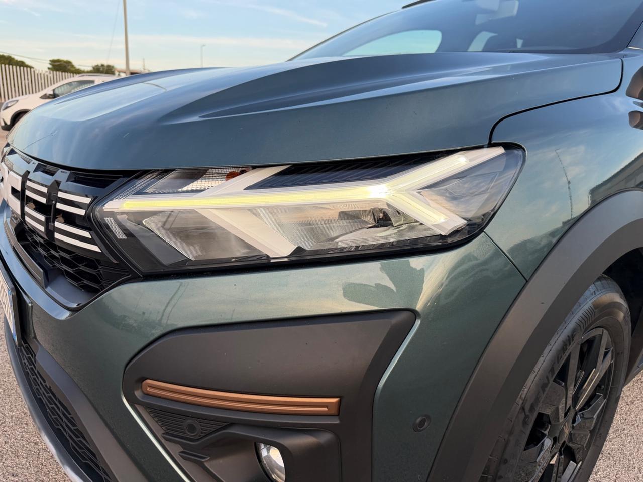 DACIA JOGGER 1.0 TCe GPL 100 CV 7P EXTREME MY23