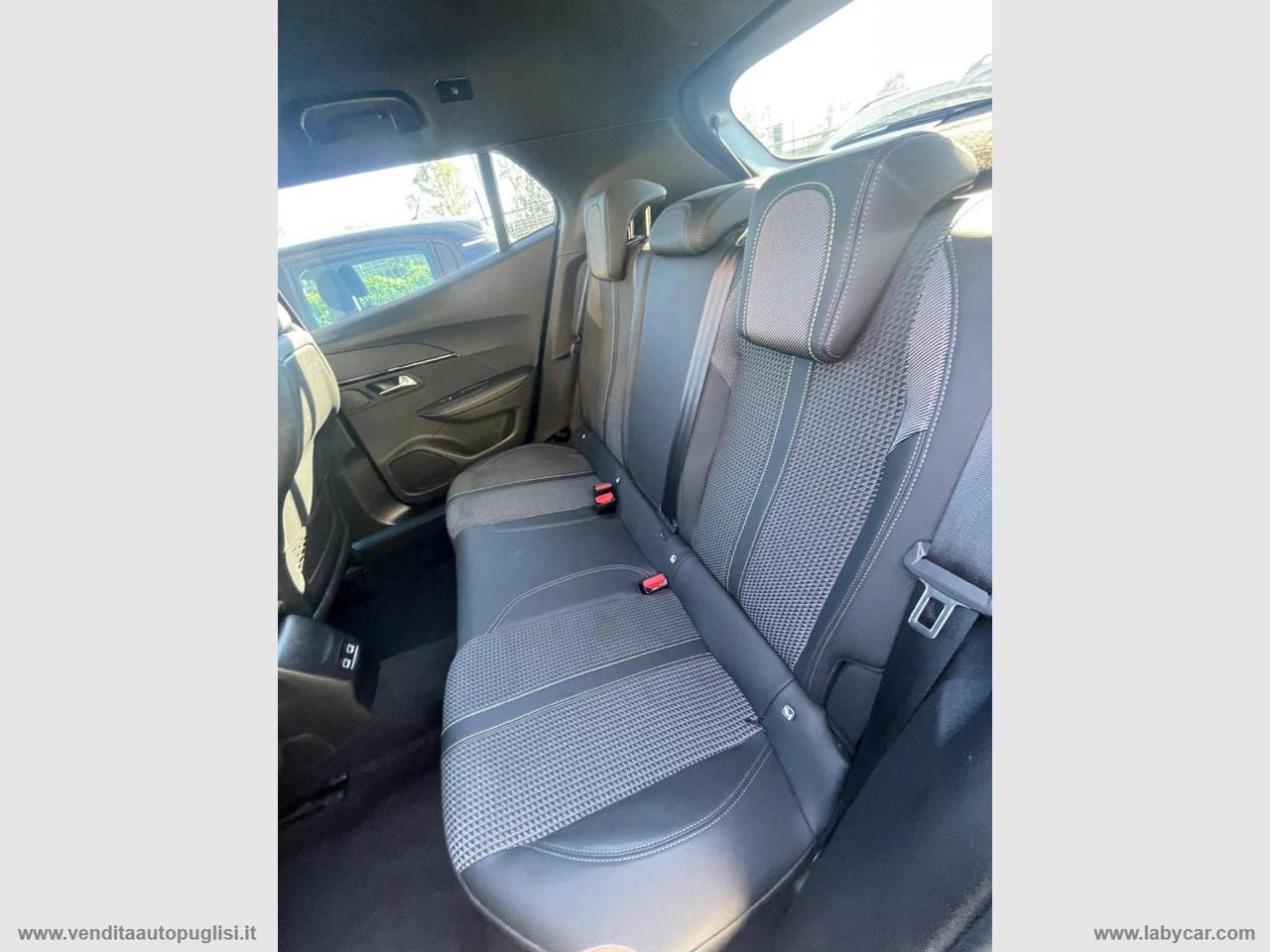 PEUGEOT 2008 PureTech 130 S&S Allure