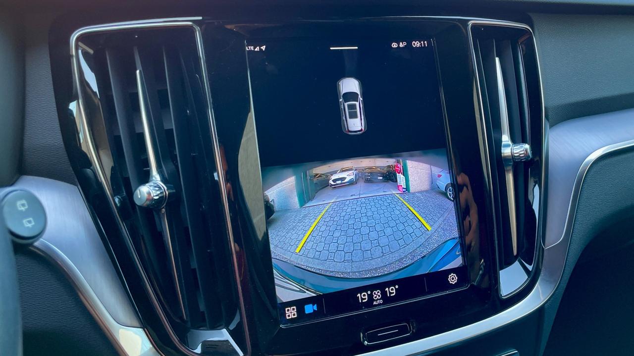 VOLVO V60 B4 2.0 PLUS BRIGHT 197CV - VIRTUAL COCKPIT, FULL LED