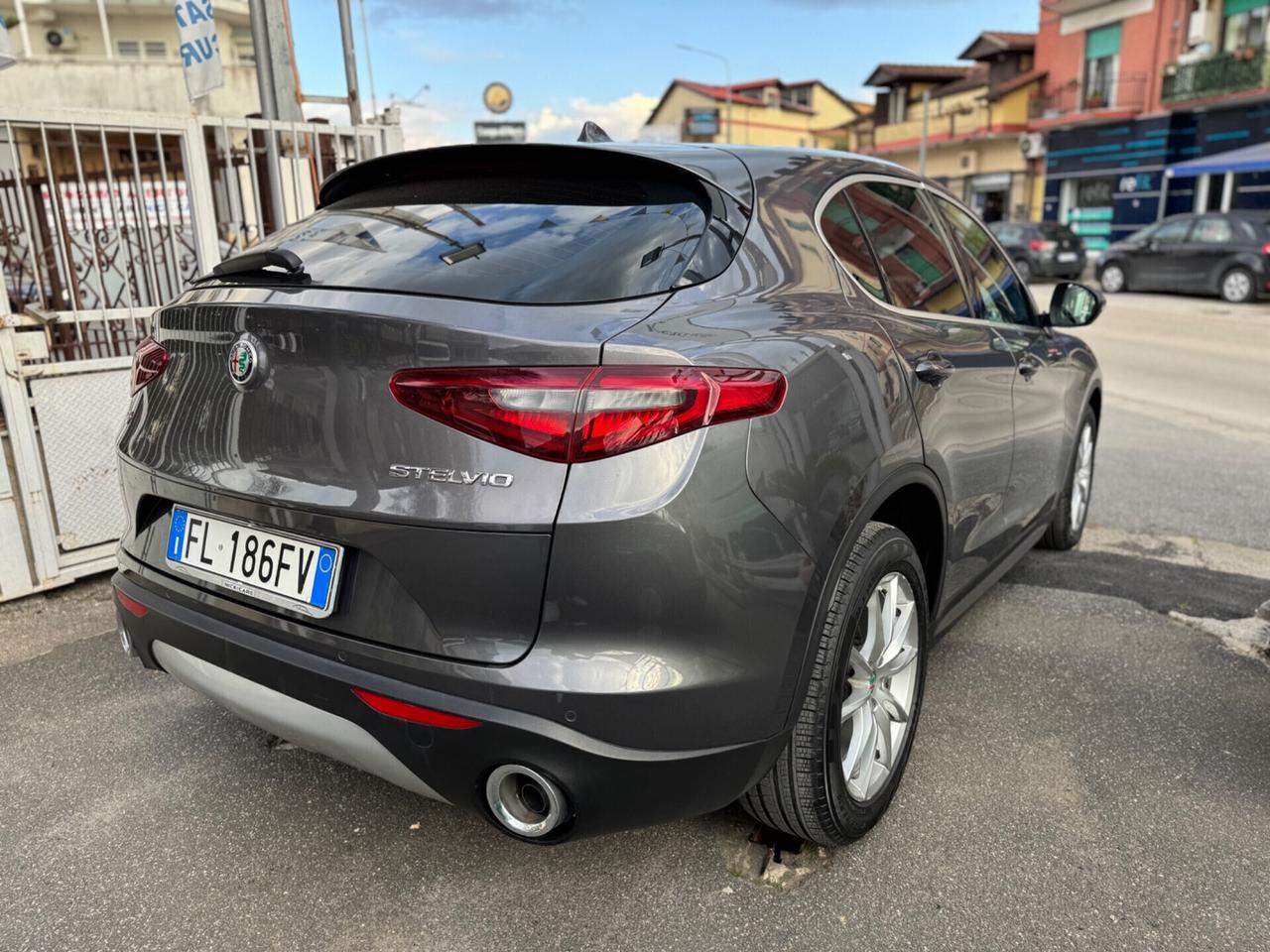 Alfa Romeo Stelvio 2.2 Turbodiesel 210 CV AT8 Q4 Super